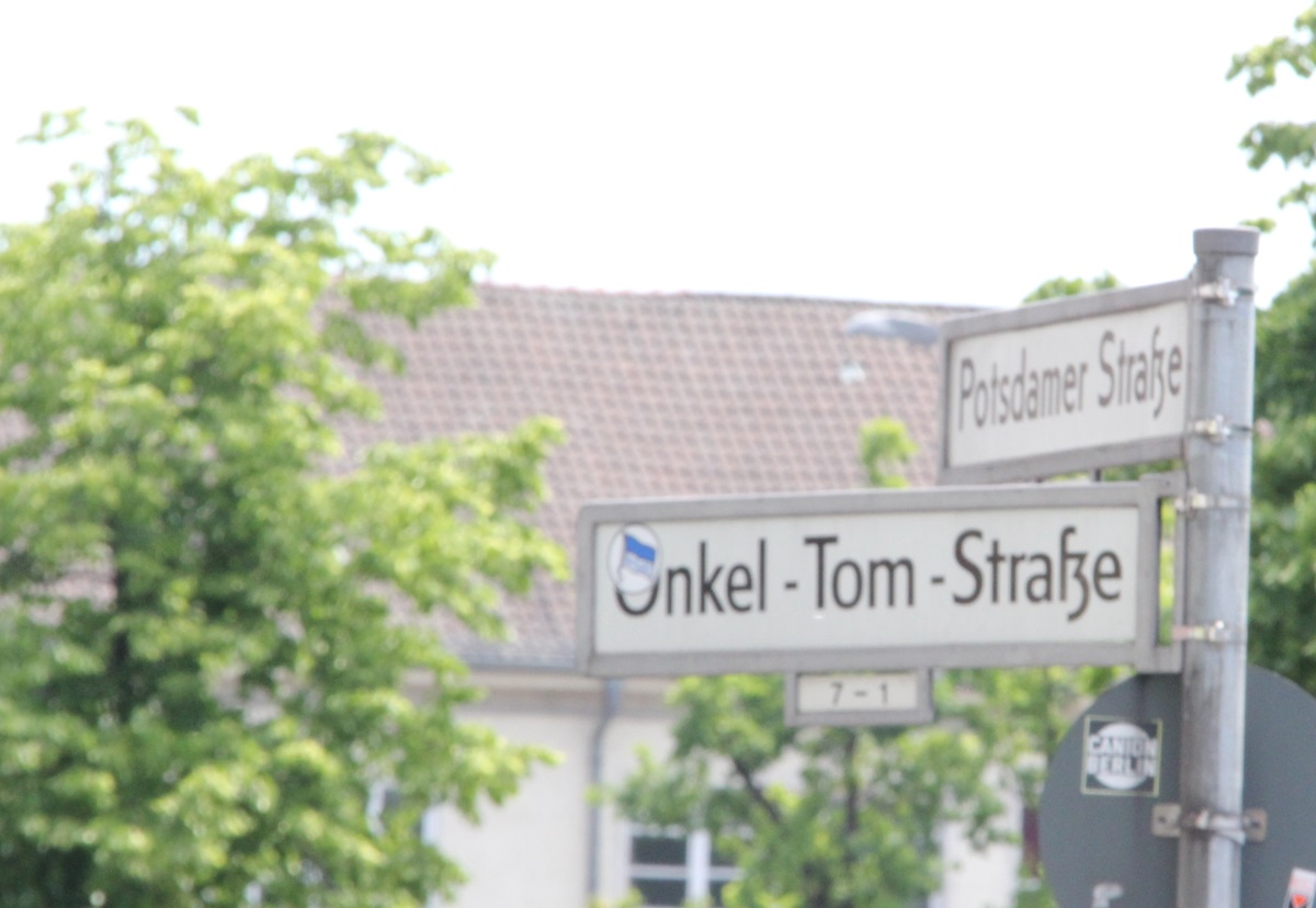 Onkel-Tom-Straße Schild