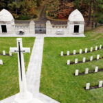 Südwestfriedhof-Herbst-Soldatengraeber