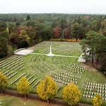 Soldatenfriedhof Südwestfriedhof Herbst